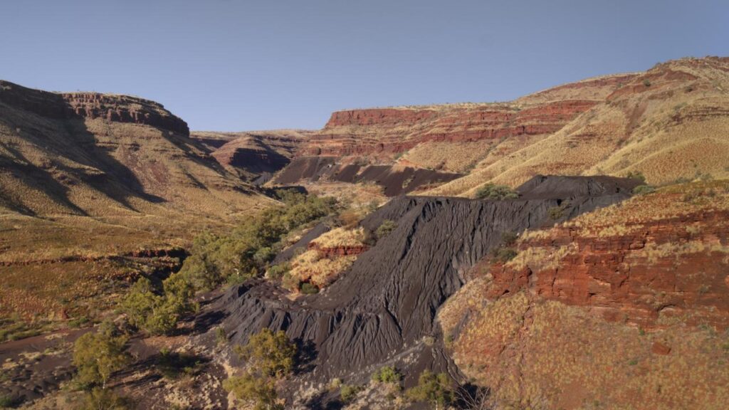 Asbestos contamination prevents traditional owners from accessing thousands of hectares of Country.