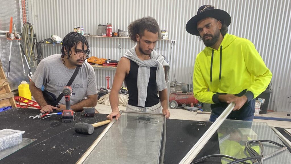 Indigenous-led construction company Warrama-li is providing skills and employment for local youth.