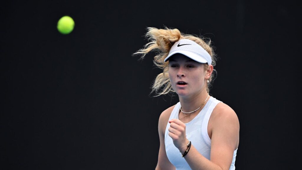 Top Australian hope Emerson Jones has made it into the second round of the French Open junior event.