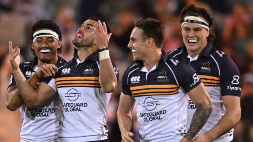 SUPER RUGBY BRUMBIES REDS
