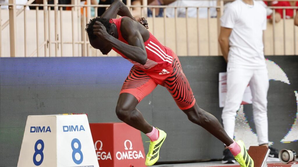 Gout Gout blasts off for his victory in the U23 200m at the Diamond League meet in Monaco.