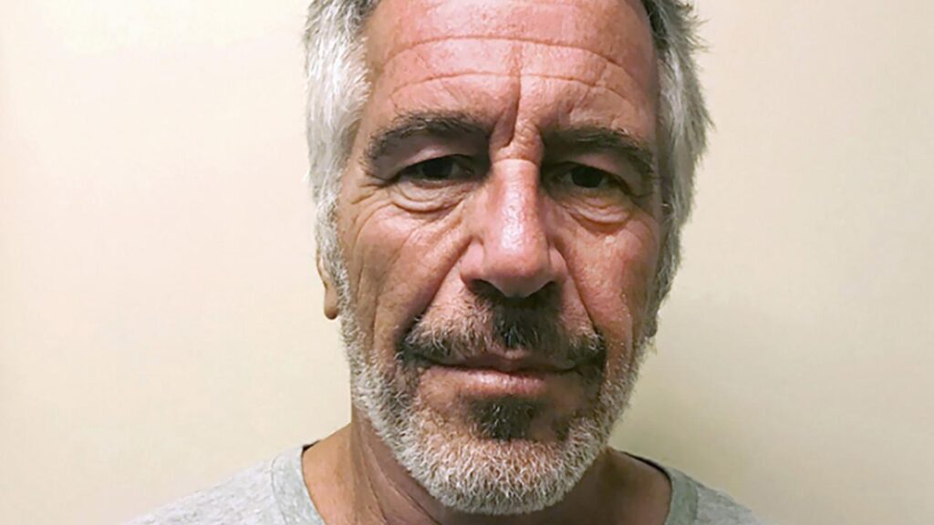 US judges have been asked to unseal transcripts from grand jury hearings in the Jeffrey Epstein case
