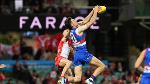 AFL SWANS BULLDOGS