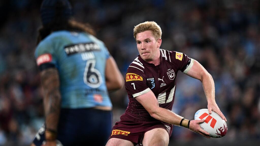 Cowboys coach Todd Payten has singled out Tom Dearden for praise after his State of Origin heroics.
