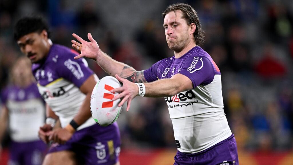 Cameron Munster’s pinpoint kicks helped Melbourne defeat Parramatta 16-10.