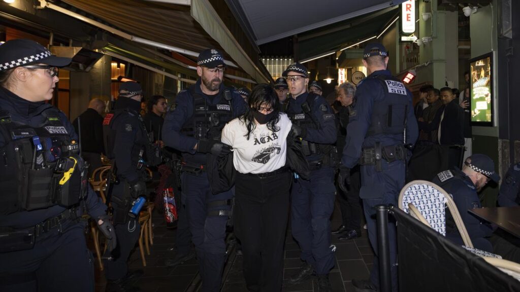 A government taskforce has met to look at the next steps after attacks on Jewish institutions.