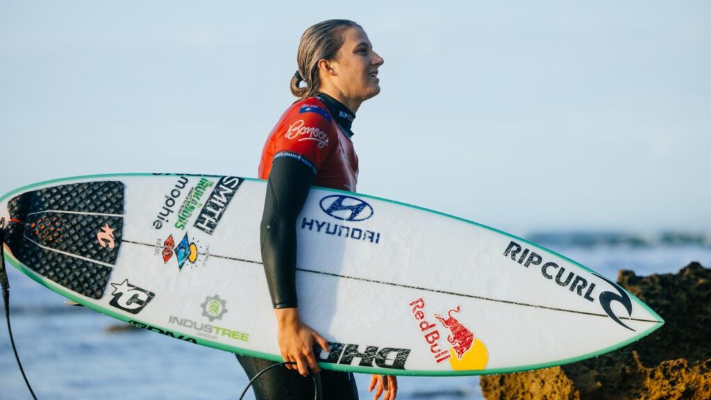 Molly Picklum has booked her spot in the WSL Finals with a first-up win in South Africa.