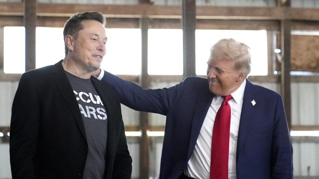 The war of words continues between former allies billionaire Elon Musk and US President Donald Tump.
