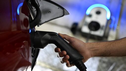 ELECTRIC CARS WORKPLACE CHARGING