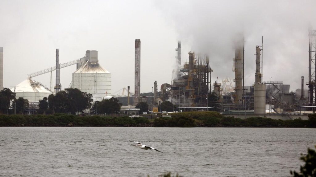 Orica, which has an ammonia plant at Kooragang Island, has found backing for a green energy switch.