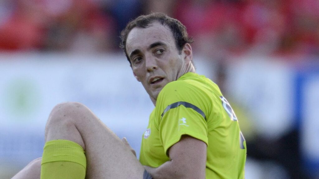 Former AFL umpire Troy Pannell has been sentenced to jail for contempt of court offences.
