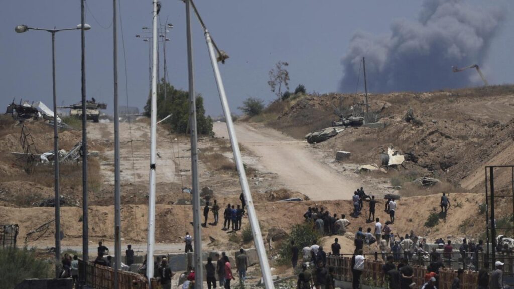 As truce talks falter, a further 17 Gazans are killed at an aid distribution point shooting.