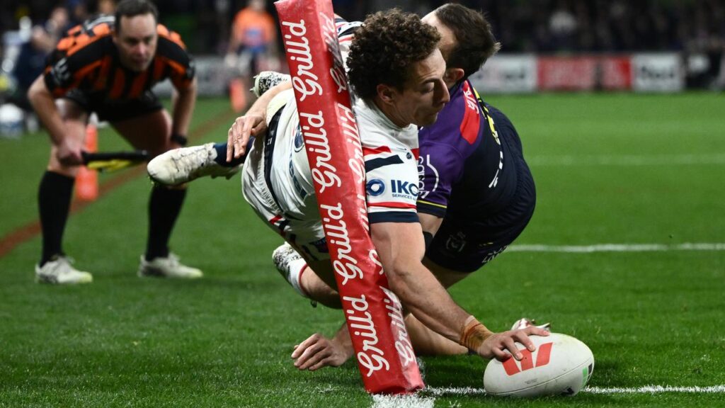 A four-try haul from winger Mark Nawaqanitawase has steered the Roosters to a big win in Melbourne.