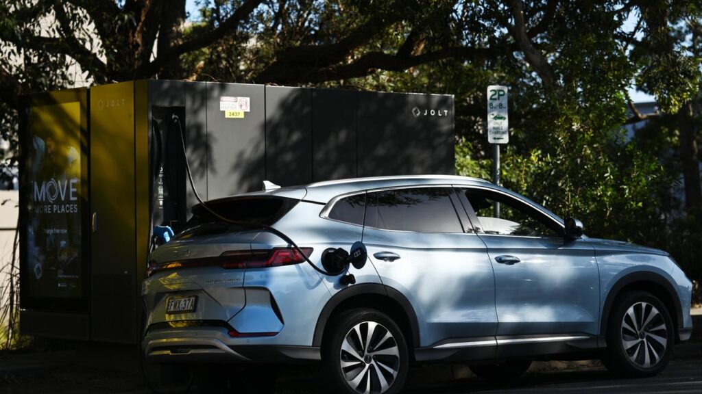 A number of electric cars have failed to match their lab results for range when tested on the road.
