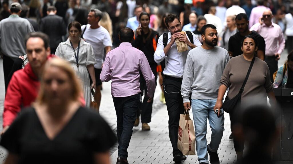 The ACTU wants a shorter working week to ensure workers benefit from tech and productivity gains.
