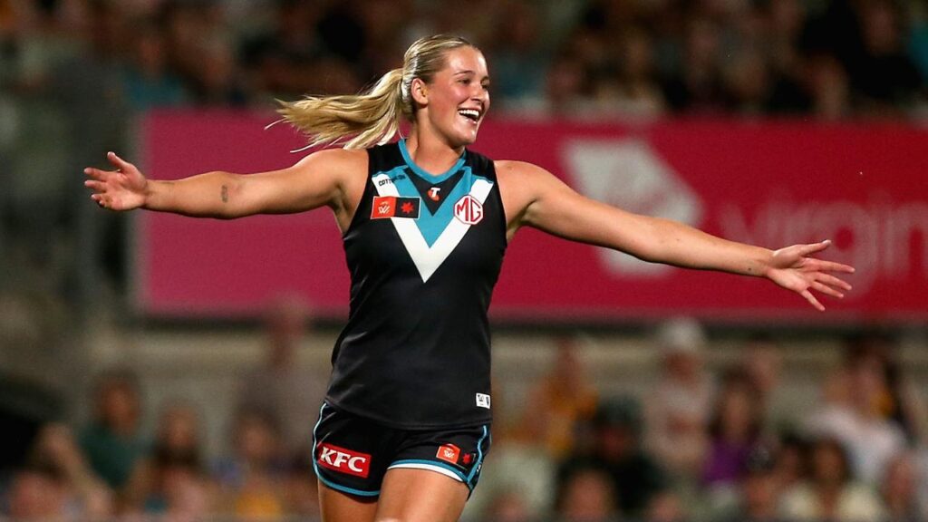Matilda Scholz kicked four goals in the Power’s record-breaking win over the Suns.
