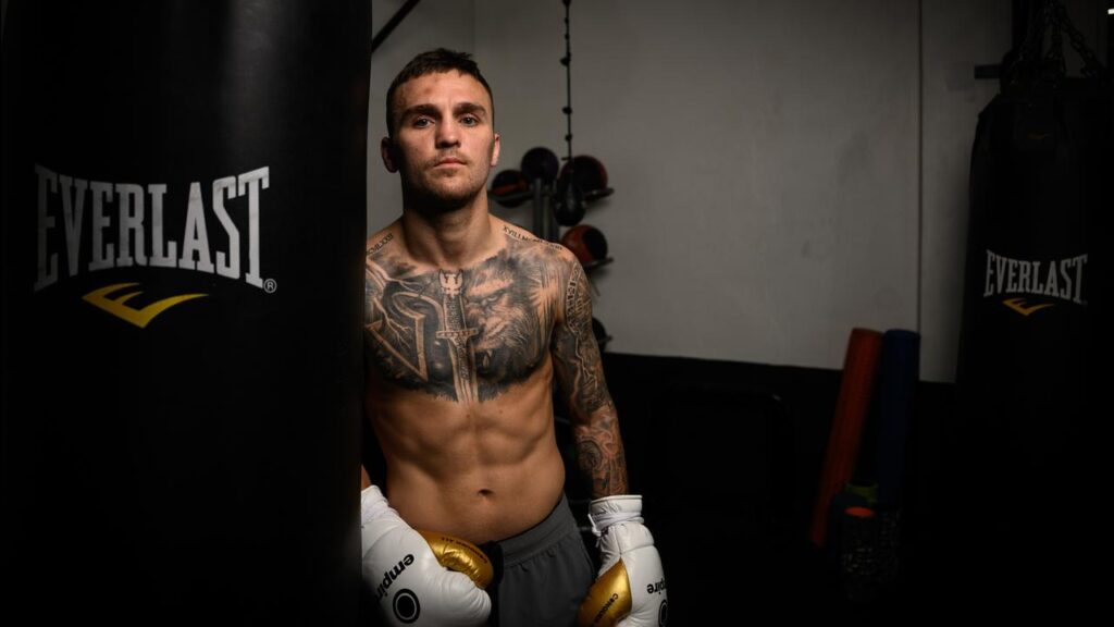 Sam Goodman’s efforts weren’t rewarded in a unaminous points loss in his world title fight.
