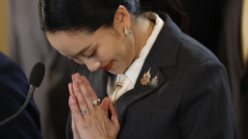 Thai Court removes suspended PM
