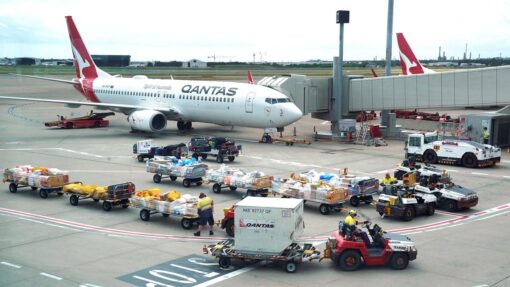 QANTAS STOCK