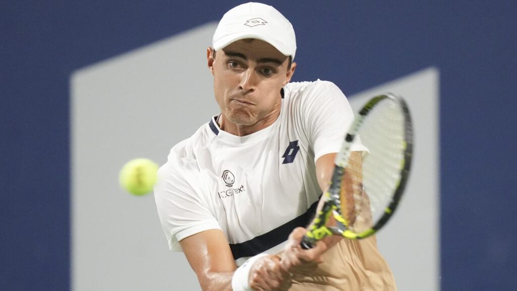 Australia’s Adam Walton has stunned a former world No.1 to make the third round in Cincinnati.