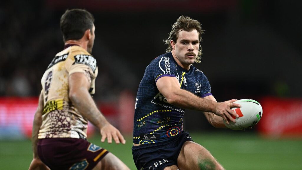 Melbourne have suffered a major hit with Ryan Papenhuyzen (r) ruled out of the Penrith clash.