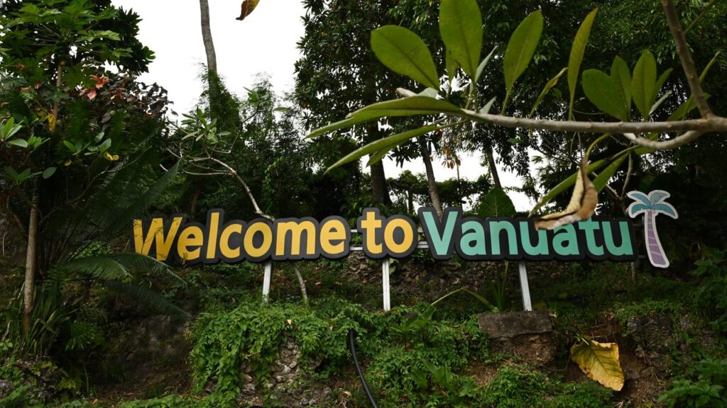 Australia and Vanuatu are preparing to sign a deal covering security and economic development.
