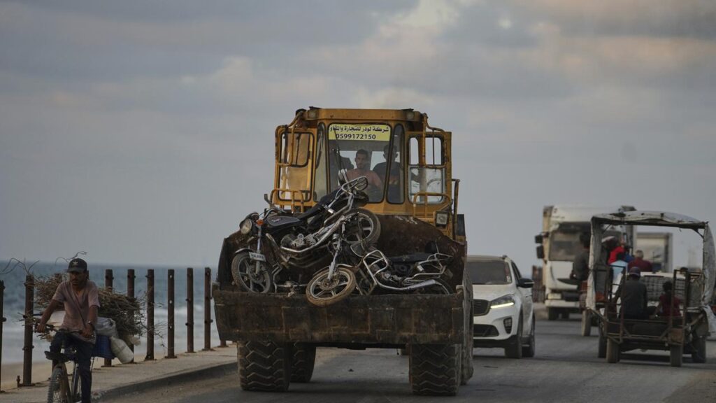 Israeli officials have urged Gaza City residents to leave and move to a coastal area of Khan Younis.
