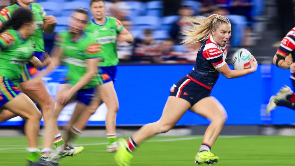 Tarryn Aiken scoots away for the match-clinching try as Sydney Roosters beat Canberra.