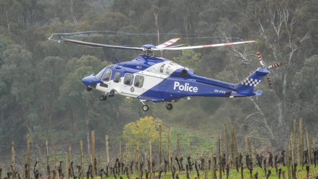 Hundreds of police are trying to track down alleged killer Dezi Freeman in Victoria’s high country.
