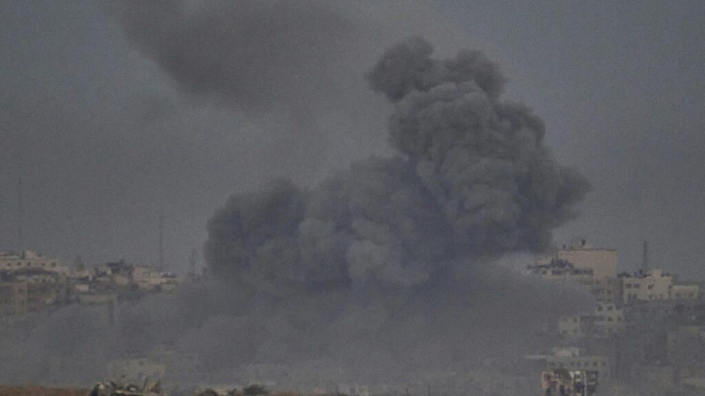 The Israeli army says it wants to “destroy Hamas’ military infrastructure” in the Gaza Strip.