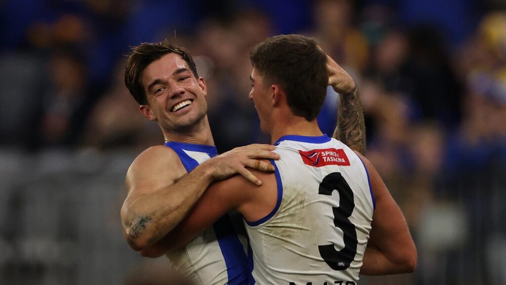 Harry Sheezel (right) would ‘love’ Jy Simpkin (left) to stay at North Melbourne.
