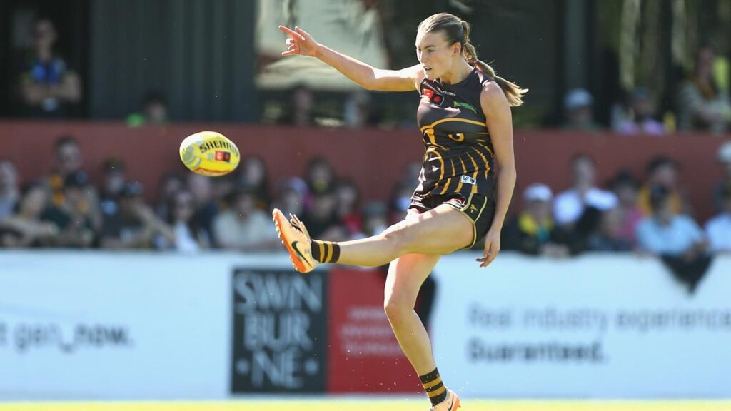 Aine McDonagh kicked two goals for Hawthorn in their nine-point win over Collingwood.
