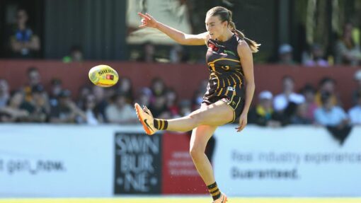 AFLW TIGERS HAWKS