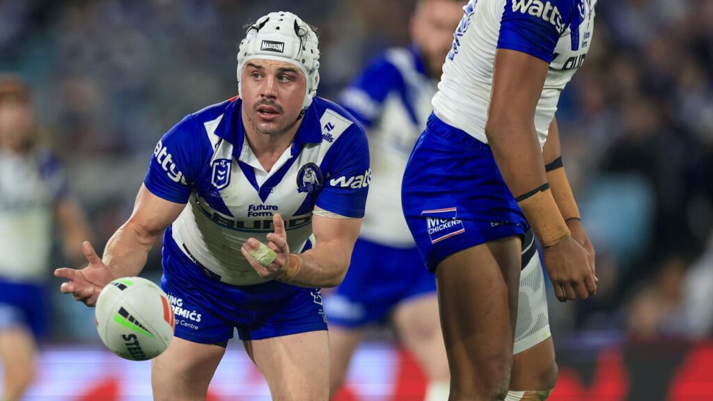 The departing Reed Mahoney can be a major finals force, his Bulldogs teammates say.
