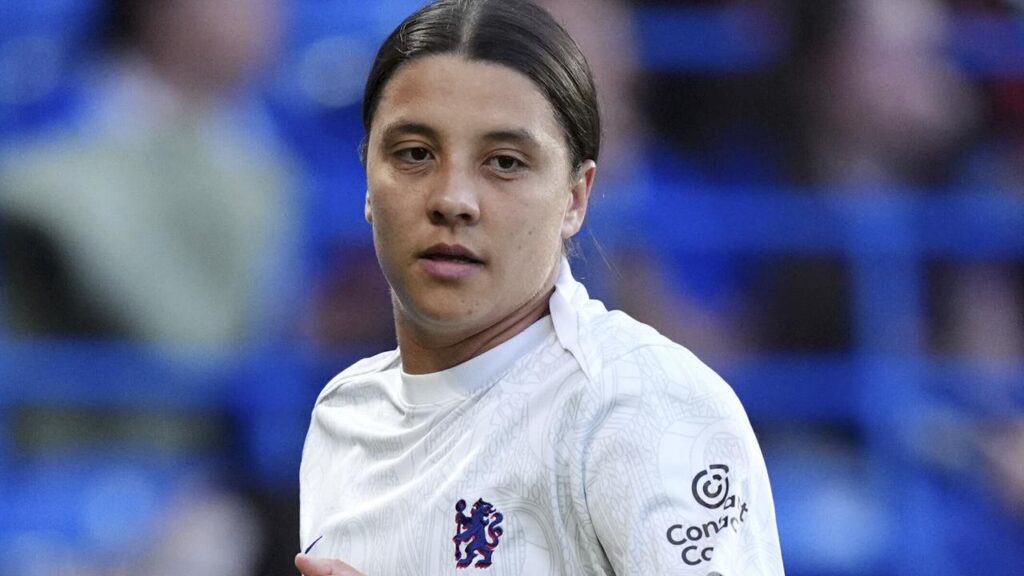Chelsea’s Sam Kerr has scored an injury-time goal on her return to action after a 20-month abscence.