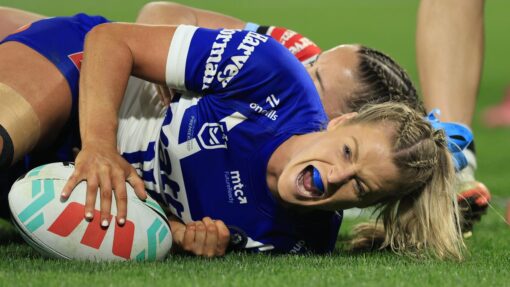 NRLW BULLDOGS SHARKS