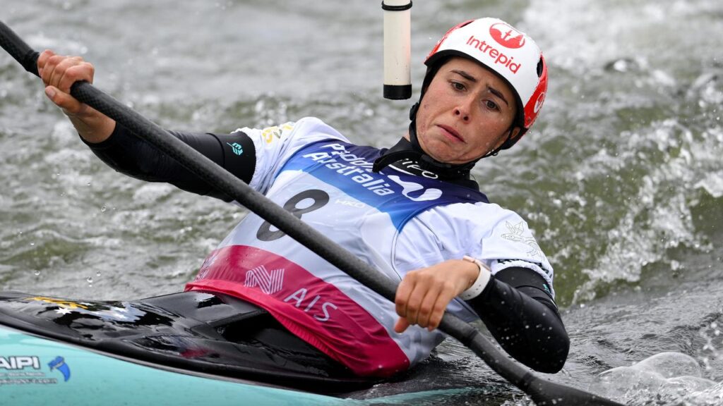 Australia’s Noemie Fox has missed the podium on day one of the slalom world championships.
