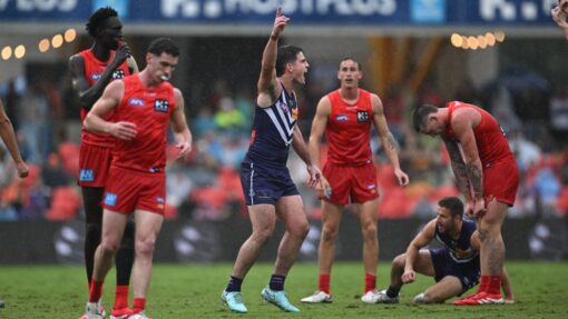 AFL SUNS DOCKERS