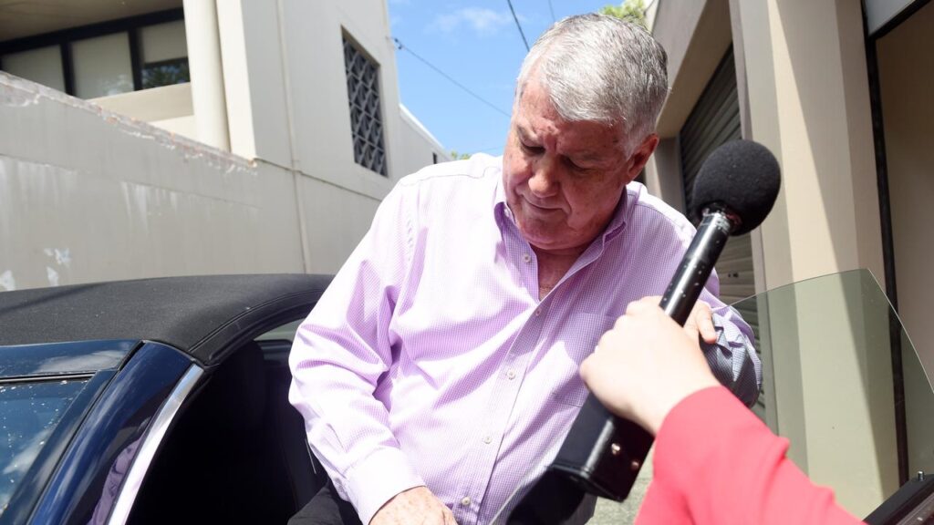 Pioneer NRL player agent Wayne Beavis has died on the Gold Coast.