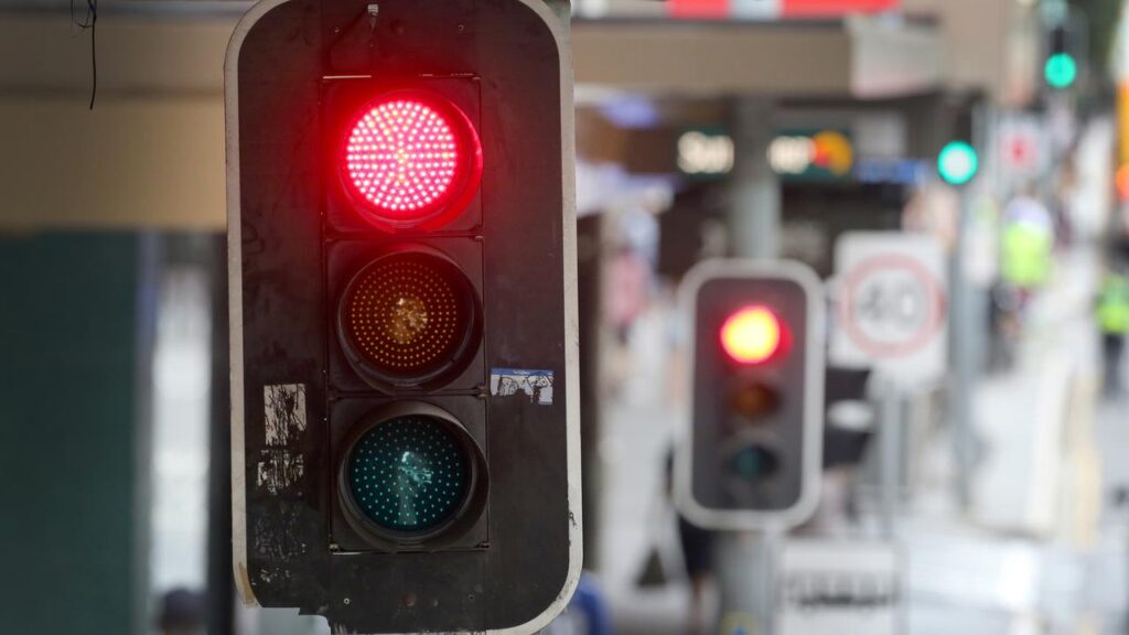 Allowing cars to turn left on red would “bring Qld’s road rules into the 21st century”.
