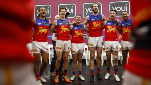 AFL DOCKERS LIONS