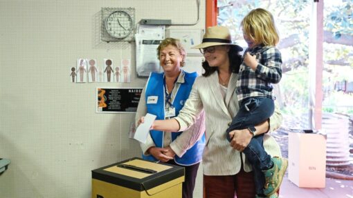 CHRIS MINNS KATELIN MCINERNEY KIAMA