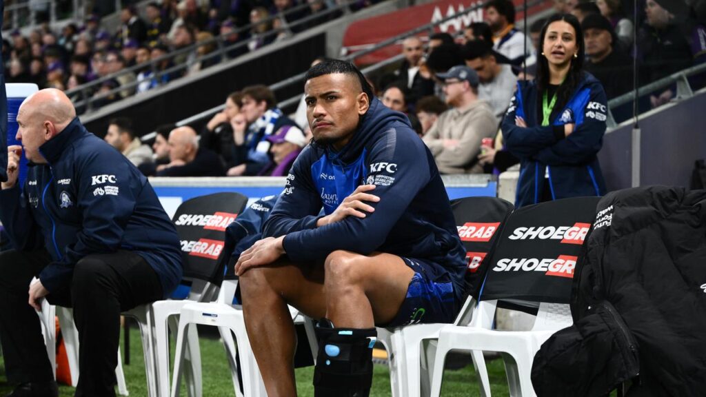 Bulldogs skipper Stephen Crichton has lost his battle to be fit for the semi-final against Penrith.