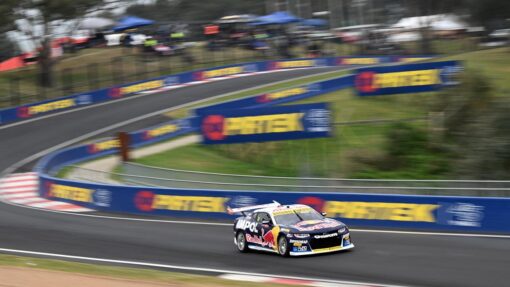 SUPERCARS BATHURST 1000