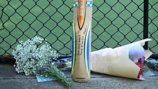 Silence falls on stadium as thousands mourn teen's life CRICKET FATALITY MELBOURNE