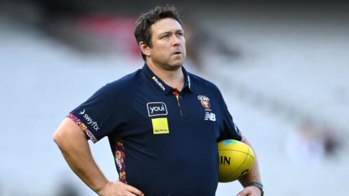 'Answer is yes': Dew wants head coach job, but not yet AFL HAWKS LIONS