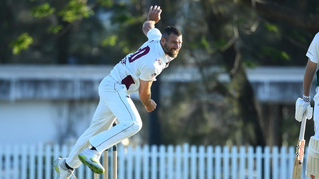 Fast bowler Michael Neser has continued his fine form for Queensland in the Sheffield Shield. 
