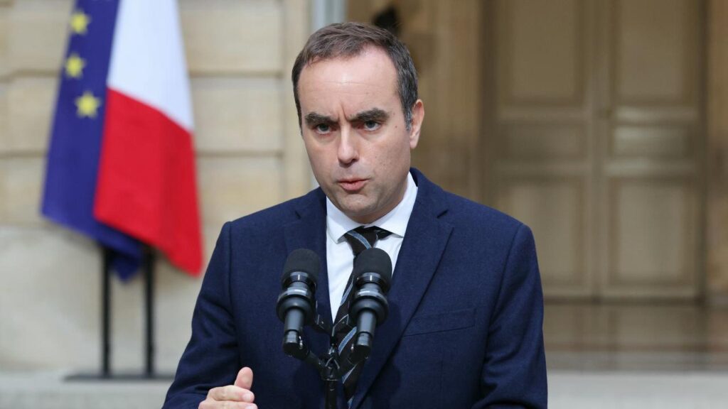 Sebastien Lecornu resigned after his new cabinet line-up angered opponents and allies alike.
