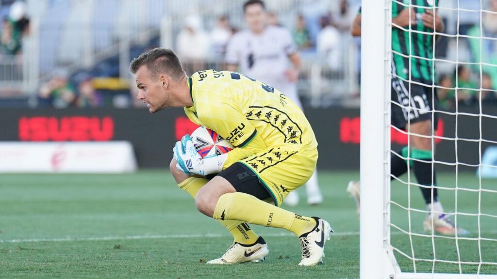 With Western United in “hibernation”, Matt Sutton has secured a short-term deal with Perth Glory.