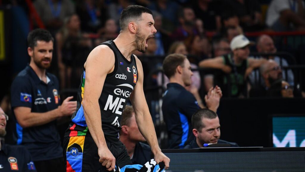 Chris Goulding’s outside shooting has kept Melbourne United’s perfect start to the season in tact.